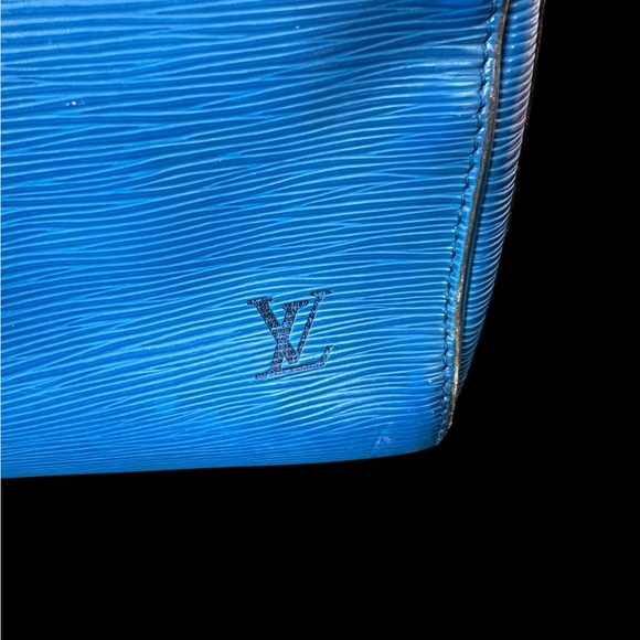 Louis Vuitton Blue Epi Speedy 33cm w/COA (A207) - Picture 13 of 17